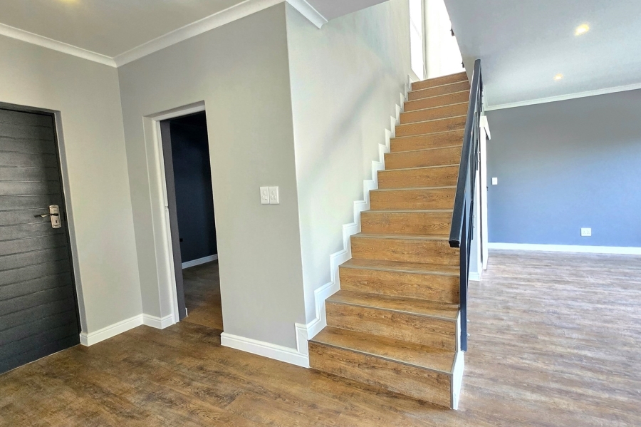 3 Bedroom Property for Sale in Aan de Wijnlanden Western Cape
